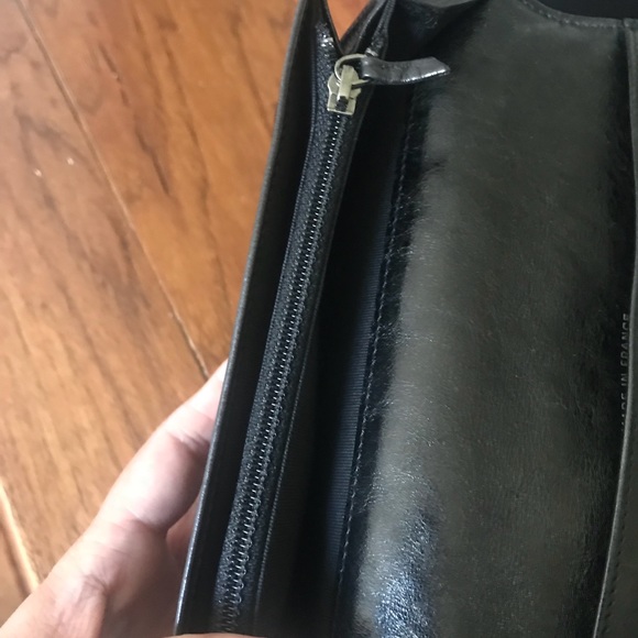 SOLD!!! Authentic Chanel wallet - Picture 5 of 8